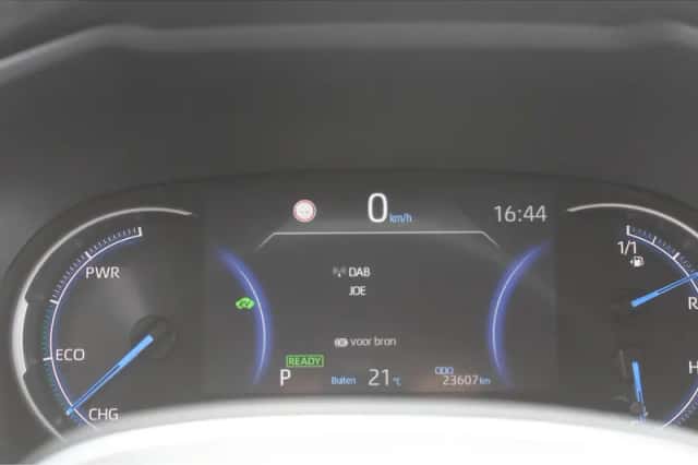 Toyota RAV4 (2022) thumbnail 21