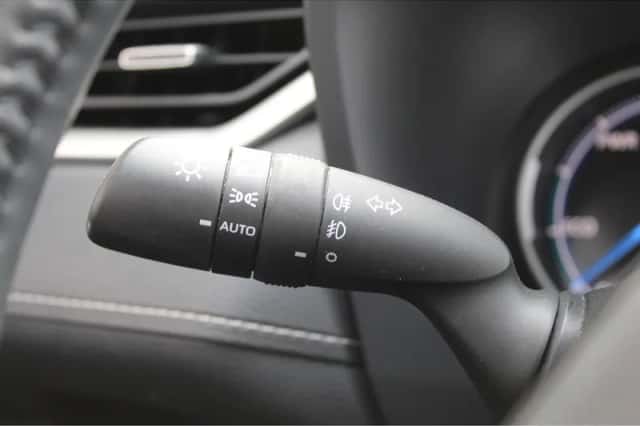 Toyota RAV4 (2022) thumbnail 22