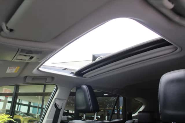 Toyota RAV4 (2019) thumbnail 11
