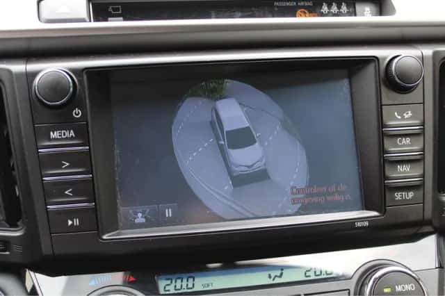 Toyota RAV4 (2019) thumbnail 24