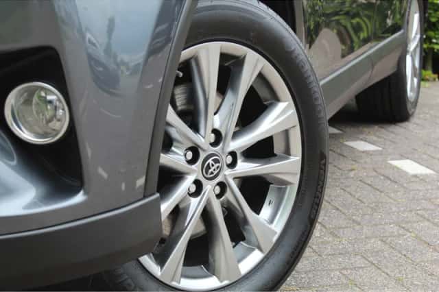 Toyota RAV4 (2019) thumbnail 27