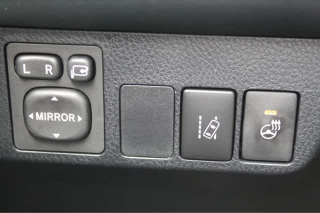 Toyota RAV4 (2019) thumbnail 4