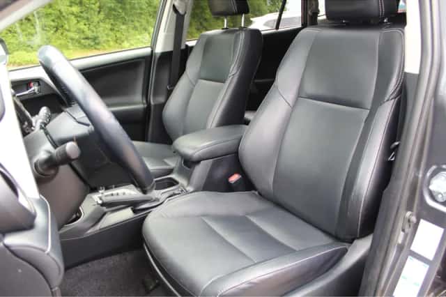 Toyota RAV4 (2019) thumbnail 8