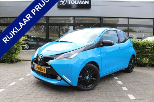 Toyota Aygo (2016) thumbnail 1