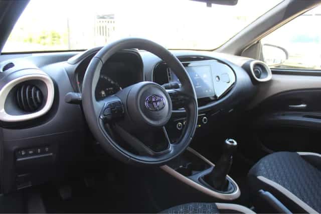 Toyota Aygo (2024) thumbnail 2