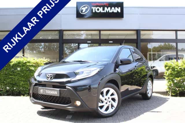 Toyota Aygo (2024) thumbnail 1