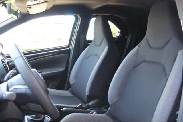Toyota Aygo (2024) thumbnail 4