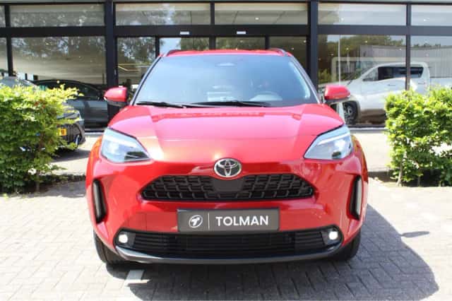 Toyota Yaris (2025) thumbnail 3