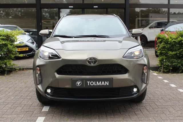 Toyota Yaris (2025) thumbnail 3