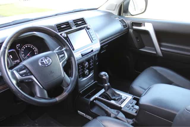 Toyota Land (2019) thumbnail 3