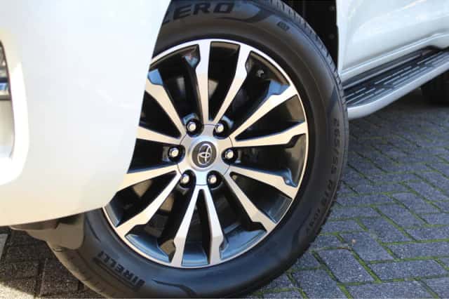Toyota Land (2019) thumbnail 4