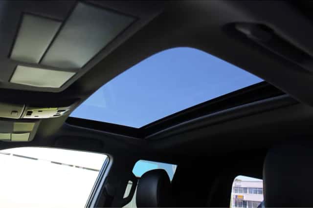 Toyota Land (2019) thumbnail 5