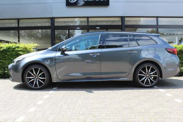 Toyota Corolla (2023) thumbnail 5