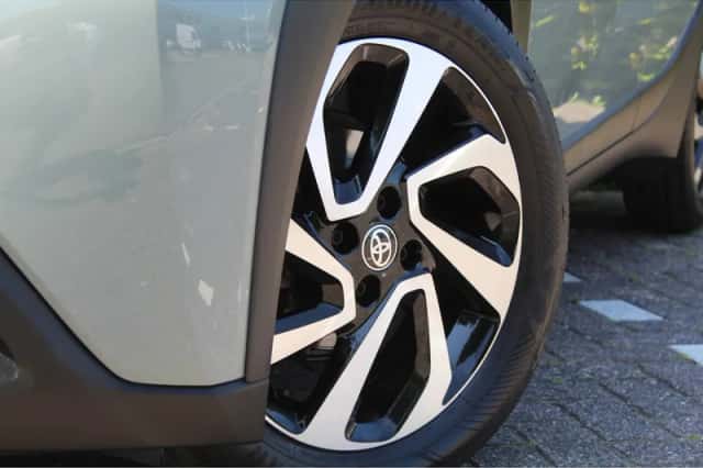 Toyota Aygo (2024) thumbnail 5