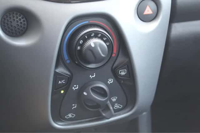 Toyota Aygo (2020) thumbnail 4