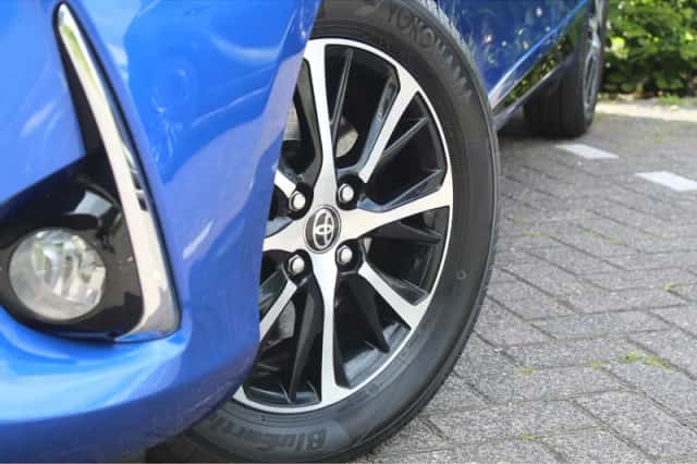 Toyota Yaris (2018) thumbnail 5