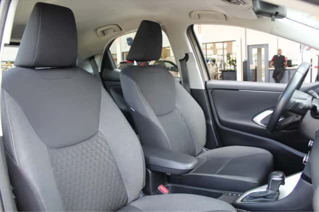 Toyota Yaris (2023) thumbnail 6