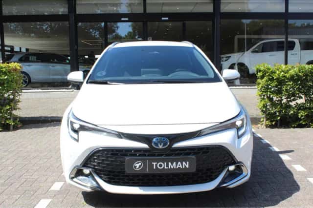 Toyota Corolla (2024) thumbnail 5