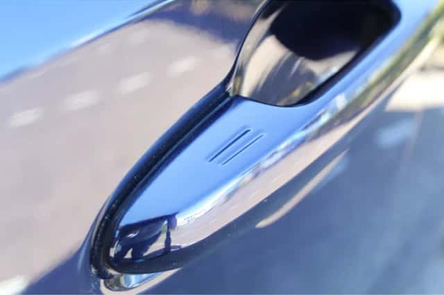 Toyota RAV4 (2022) thumbnail 3