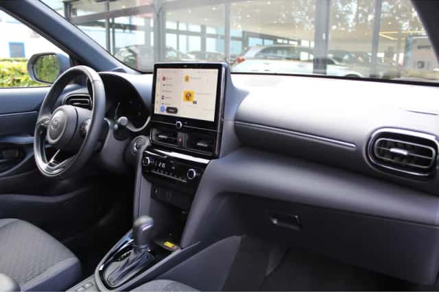 Toyota Yaris Cross (2025) thumbnail 6