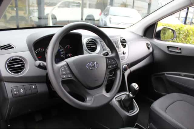 Hyundai i10 (2018) thumbnail 2