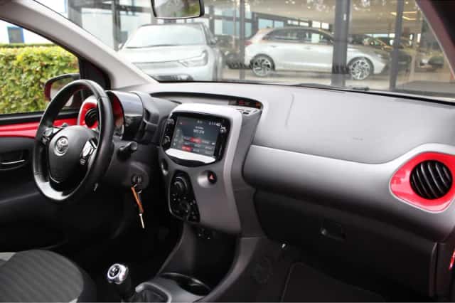 Toyota Aygo (2018) thumbnail 6