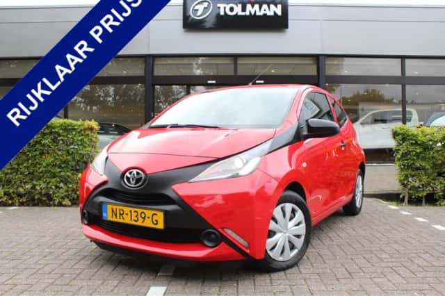 Toyota Aygo (2017) thumbnail 1