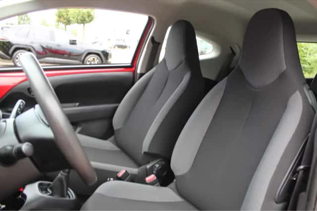 Toyota Aygo (2017) thumbnail 6