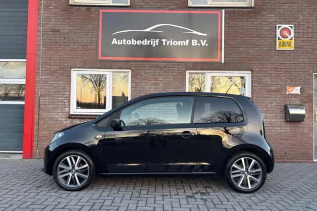SEAT Mii (2016) thumbnail 5