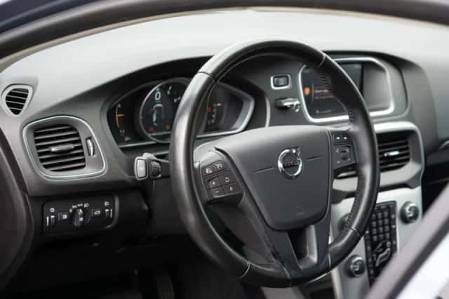 Volvo V40 (2018) thumbnail 5