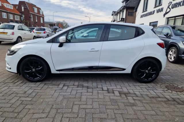 Renault Clio (2017) thumbnail 4