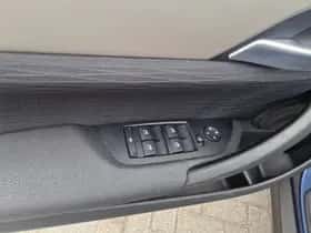 BMW X1 (2015) thumbnail 11