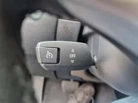 BMW X1 (2015) thumbnail 12