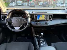 Toyota RAV4 (2016) thumbnail 20