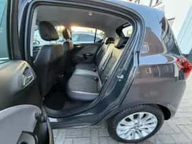 Opel Corsa (2015) thumbnail 20