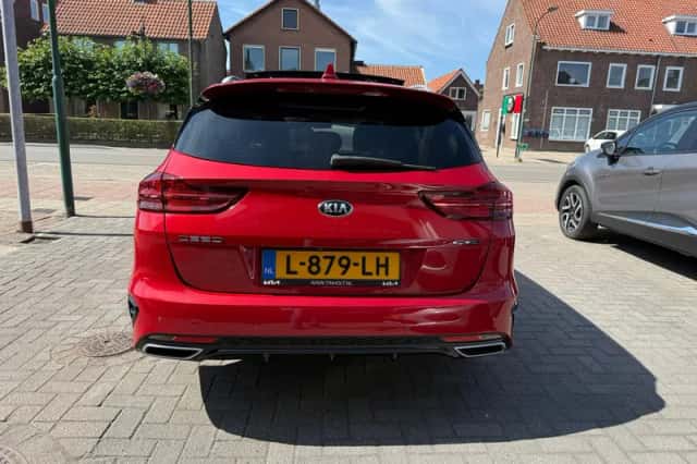 Kia Ceed Sportswagon (2021) thumbnail 6