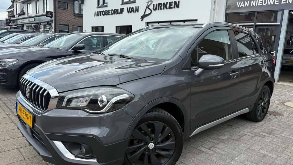Suzuki S-Cross (2017) — foto 1