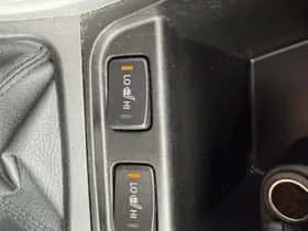 Suzuki S-Cross (2017) thumbnail 14