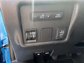 Nissan Micra (2018) thumbnail 11