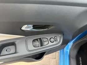 Nissan Micra (2018) thumbnail 10