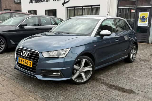 Audi A1 (2016) thumbnail 1