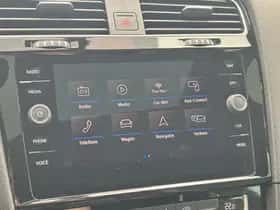 Volkswagen Golf (2018) thumbnail 23