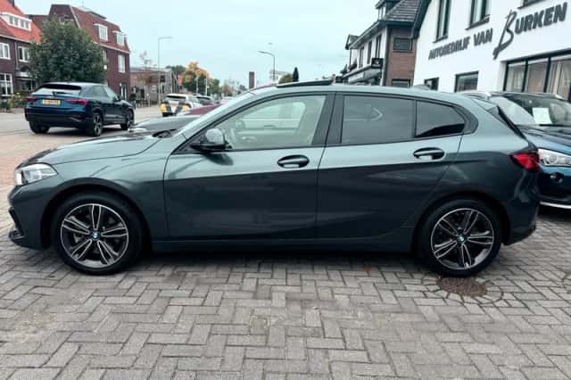 BMW 1-Serie (2020) thumbnail 4