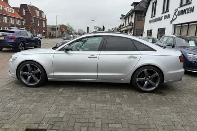 Audi A6 (2014) thumbnail 4