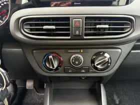 Hyundai i10 (2022) thumbnail 18