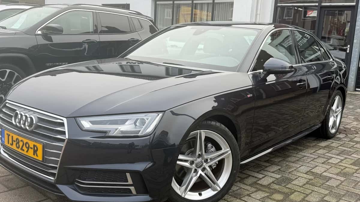 Audi A4 (2018) — foto 1