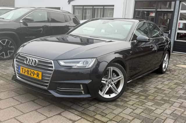 Audi A4 (2018) thumbnail 2