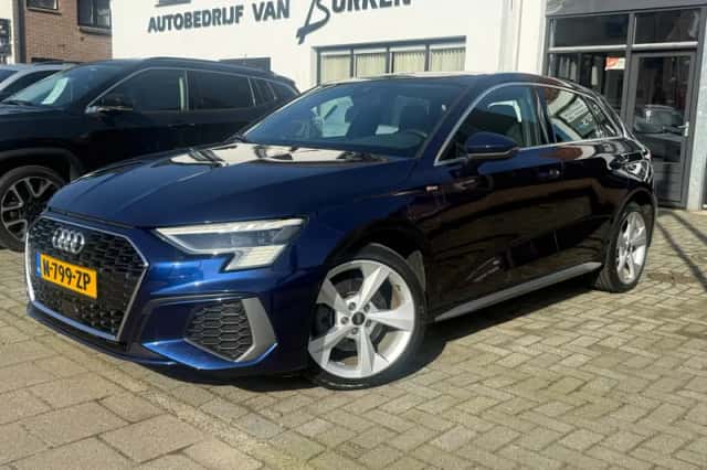 Audi A3 (2022) thumbnail 1