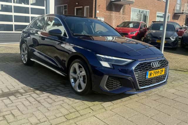 Audi A3 (2022) thumbnail 3