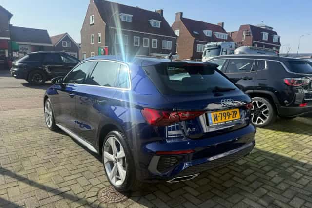 Audi A3 (2022) thumbnail 4